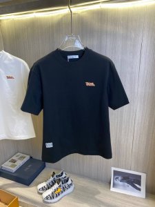 Dior迪奥 2025Ss春夏高品质情侣短袖T恤 高克重纯棉T恤 工艺品级别 重工工艺 尊享好货 车线做工符合精品要求 超级好搭配 品质及剪裁设计都堪称一流 高