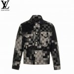 Louis Vuitton 路易威登 菲董联名马赛克棋盘格牛仔外套 轻奢主义 正确版本 原版一致 定制原版斜纹全棉牛仔面料，定织渐变马赛克格子面料，牛仔上字母提