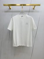 ss罗意威纯棉最新面料经典标识图案Logo时尚简约潮流短袖，最顶级的品质专柜原单短袖，顶级制作工艺进口面料，专柜款独特设计，采用进口高端订制面料。官网在售！面料