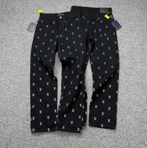 款号：H810 外套款号H811 Louis Vuitton & 路易威登 25Ss春夏新款菲董系列 Lv满印Logo蓝绿撞色彩虹渐变刺绣牛仔套装牛仔外套 教练