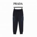 290 Prada 普拉达口袋三角标工装长裤 男女同款全新美学灵感趣味设计,渠道性质精品。让整体造型设计更加优雅时尚，今夏最火系列，无数明星潮人追捧。裁剪工艺细