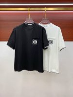 罗意威2025Ss新款经典圆领短袖，时尚百搭经典元素打造精致工艺专柜面料，顶级元素融合打造，经典短袖3标齐全，潮男时尚，无论是上身舒适度还是都是无可比拟的存在，