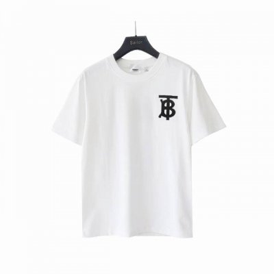 实拍细节图 +尺码表 Burberry 巴宝莉 24Ss压胶Tb字母圆领短袖T桖 定制260克环保纯棉面料，胸口硅胶烫印Logo与原版一致，领口螺纹定制正确，耐