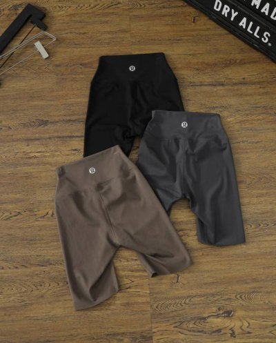 lululemon露露乐蒙Align松紧复古风修身透气Nulu面料 高腰健身运动短裤女款 最经久不衰的Align女士运动高腰紧身短裤 超舒适高弹力裸感亲肤五分打