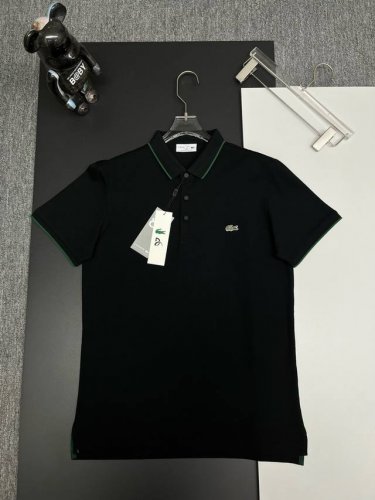 Lacoste 鳄鱼 刺绣新款polo衫 原版面料 原版订制辅料 官方同款 采用210克纯棉珠地面料，定制 同缸染面料 手感非常舒服爽滑 版型挺阔有型 一线品牌