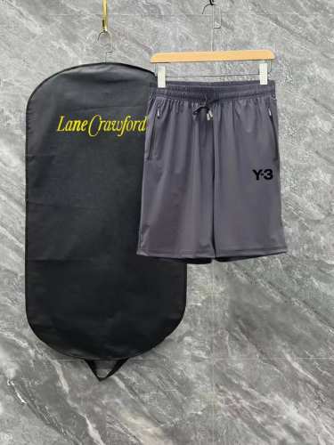 Y-3 短裤夏季新一代冰丝弹力轻薄五分短裤 极品轻薄弹力面料，手感顺滑速干排汗轻薄透气，而且还具抗备皱 高弹性不形变的特性。炎炎夏日非常舒服 简单大气！大厂订单