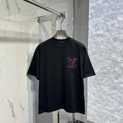 lv家新款前后刺绣短袖T恤 颜色:黑色 白色 码数:M-2Xl