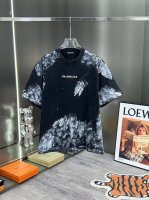 balenciaga新款巴黎世家手绘磨破做旧洗水短袖重磅310克纯棉面料 买版购入对版制作颜色也是特别好看的深灰色蜡染面料才能炒出这么好看的颜色工艺流程繁多25