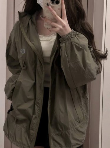 露露乐蒙Lululemon 顶级版本 防晒衣防风夹克外套情侣户外防风Upf防晒 定制面料具有出色的防护性，防水防晒，轻薄透气，适用于夏季跑步♀ 越野等各种户外运