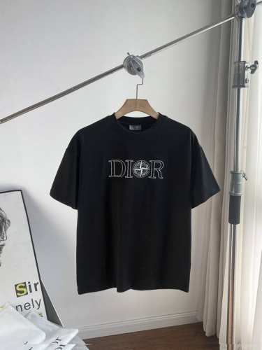 供 Dior 迪奥 联名款 Stone Island石头岛&迪奥字母刺绣Logo短袖T恤 货号：52018 官方同步 高版本 高品质 时尚个性 百搭潮流 纯原品