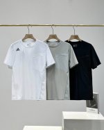 100 高端品质 特种冰丝速干面料 迪桑特2025夏季男士新品拼接速干短袖，原厂特供170克特冰丝种平纹速干面料，手感凉爽，顺滑，今年新面料，专柜已卖爆，高端面