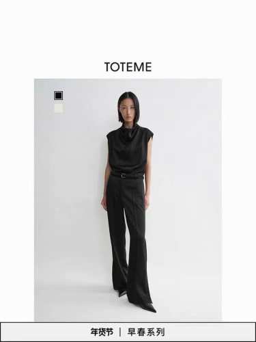 toteme 2025春夏新款长裤 面料垂坠舒适 裤脚开叉设计 34363840