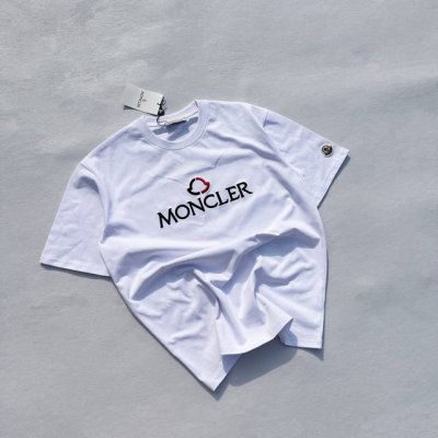 0252025 纯原臻品 顶级原版复刻 moncler盟可睐 纯色字母Logo印花圆领纯棉休闲短袖T恤 情侣款 想要拥有一件兼具品质与时尚的T恤 Moncler