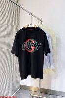 P210 K200 Gugucci 2025Ss早春新款发布古驰圆领短袖T恤，Logo刺绣，穿上就是舒适自在又显瘦的存在，慵懒而随性，结合干净简单的色系就特别耐