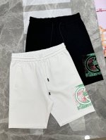 Gucc*古齐25S夏季新款五分短裤！视觉感受超前！悬垂感强！手感质感都极完美！侧身无缝Logo的经典设计完美的丰富大家的视觉感！时尚又好看！常规版型效果超赞！