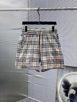巴宝莉 Burberry 2025Ss夏季新款 休闲 短裤，高端版本！专柜定制面料 透气舒适度高，细节无可挑剔，品牌元素设计理念，体现高品质。手感细腻柔软！呈现