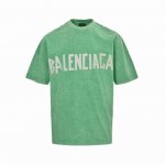 balenciaga 巴黎世家 25Ss 美纹纸胶带炒色水洗破洞短袖 夏日多巴胺水洗美纹纸黄胶带破坏系列 胸口印花采用康丽数码直喷工艺 字母褶皱感形态逼真 字母