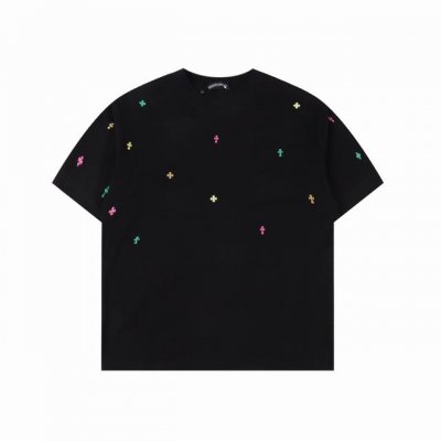 chrome Hearts 克罗心 25Ss 彩色铆钉十字架镶嵌短袖 奢华暗黑高街 哈雷摇滚朋克精神 彩色铆钉十字架组合 全手工镶嵌制作 沉甸甸的质感 无一不彰