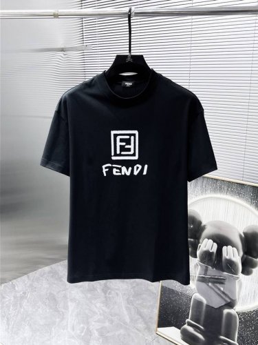芬迪 Fendi 2025Ss新款 半袖 体恤 短袖 圆领T恤 高端版本 专柜定制面料 透气舒适度高 细节无可挑剔 品牌元素设计理念 体现高品质 手感细腻柔软