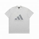 adidas 阿迪达斯 Basketball 五色硅胶Logo大版型 情侣款短袖T恤 原版复刻顶级品质 采用270克32支纯棉双纱面料 上身超爽滑 如速干衣舒适