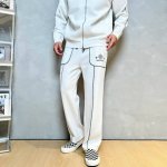 衣350 裤270 Chromehearts*克罗心25Ss新品时尚天丝套装！精选上衣拉链款式搭配.裤子收口小脚裤.满身线条流畅设计时尚有型 ，经典克罗心绣花工