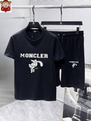 直 品牌 Moncler蒙口 2025新款男士短袖短裤套装！官网同步销售！市面高端版本！手感细腻柔软！让你穿着更加舒适！立体裁剪版型超赞！尺码:M-5Xl 下单