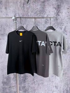 1076 实拍图 Nike X Nocta联名款Ss24纯棉字母印花短袖T恤 面料：240G双纱面料，不变型不起球 辅料；全套辅料定制；1:1版本 颜色：黑色，