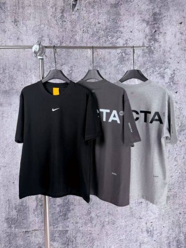 1076 实拍图 Nike X Nocta联名款Ss24纯棉字母印花短袖T恤 面料：240G双纱面料，不变型不起球 辅料；全套辅料定制；1:1版本 颜色：黑色，