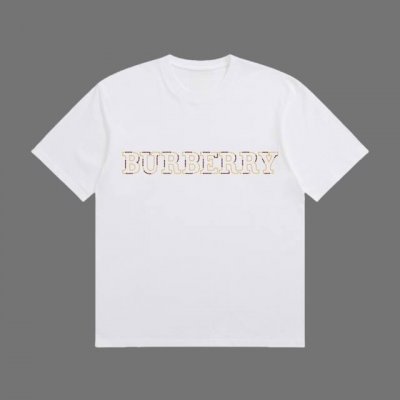 高端品质 Burberry 2025Fall 春夏系列 Logo短袖T恤 区别普通印花 定织270G32支双纱纯棉面料 宽松版型 男女同款 Size：S M L
