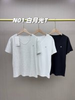 一包3件，万众瞩目的白月光T恤来啦！颜值逆天！Lululemon2025新款女士宽松版型V领短袖T恤，喜欢宽松版T的闭眼入啦，休闲慵懒宽松风，尽显朦胧感的凹凸好