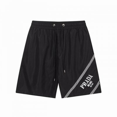 普拉达 Prada 2025夏季新款时尚沙滩裤短裤带内网！官网同步 原版1-1复刻，经典Logo. 精选优质聚酯纤维面料、手感细腻，夏季必备单品、上身效果超帅气
