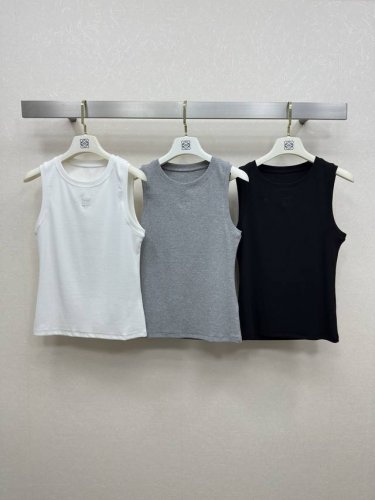 25Ss Loew *新款背心 胸前Logo刺绣工艺 简约现代风格 后背刺绣镂空设计 柔和的棉质面料 适合各路搭配 三色Sml 深蓝色 浅蓝色 白色 Sml.