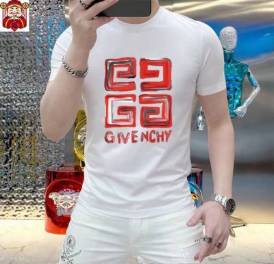 直 品牌 Givenchy 纪梵希 胖子福音 原单男士休闲短袖T恤，2025春夏新品，定制胸前顶级Logo 工艺、搭配整件细节 品质及剪裁设计都堪称一流，定制进