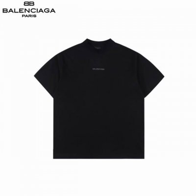 Balenciaga 巴黎世家 25Ss前后水钻Logo短袖 面料采用进口机器织造而成，布面纹路的独特性创造出完美的成衣效果 面料采用净布260克重 搭配320