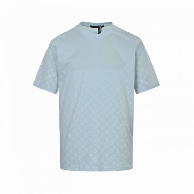 Louis Vuitton 路易威登 渐变满印老花Logo短袖 采用特定组织的30S 1*2双纱精梳棉平纹，240克。进口数码印花工艺，完美还原色彩，前幅大台版