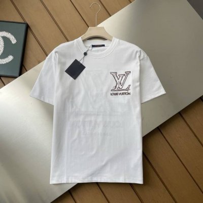 专柜还原顶级复刻版 Lv路易威登 25Ss早春新款 牙刷绣Logo标识短袖 轻奢主义 男女日常通勤穿搭必备单品 正确版本 欢迎对比 详细特征 320克100%