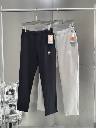 不控价 高端品质 2025 专柜新款 Mammut 猛犸象高端休闲户外防风防水长裤 一款封神之作的男士长裤，不仅户外可穿，城市商务休闲也可搭配！官W在售 0+R