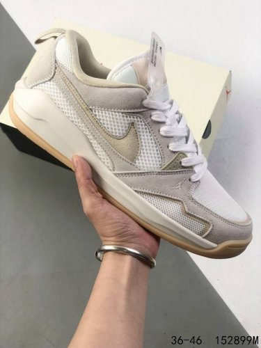 真标带半码 nike Air Jordan Cmft Era 新款乔丹透气百搭休闲鞋 jordan Cmft Era 聚焦于日常舒适体验 采用低帮轮廓 搭配网眼