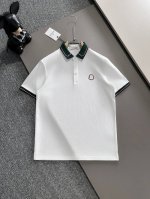 蒙口25Ss新款春夏短袖翻领T恤polo，最高版本客供定制高端朱地面料简单时尚款，螺纹拼色螺纹配色超级好看！胸前蒙口标识刺绣经典Logo简单大方的款式！满满的高