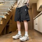 上新发 Chrome Hearts克罗心海外版25Ss新款四色假两件拼接速干工装短裤 版型属于宽松版 立体剪裁 上身简单有型帅气百搭. 面料采用优质工装速干面料