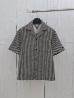 Bv* 25Ss新款千鸟格短袖衬衫 定制专纺斜纹千鸟格面料，采用高支双股埃及棉与微量桑蚕丝混纺，通过剑杆织机以28针 厘米的密度织造，确保格纹对角线清晰无晕染。
