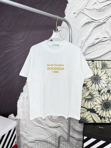 款号Aa6180 acne气泡印花字母短袖 acne Studios 专柜同款 采用 G纯棉面料 32支双纱 拿手上非常有质感 立体 大气 夏天百搭好穿 简单大