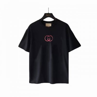 实拍细节图+尺码表 gucci 古驰 24Ss 重影Logo短袖 倾情推出缀饰活力印花的运动单品 迎接温暖季节的到来 品牌织带继续为整个设计注入复古气息 品牌标