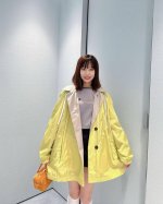 miumi* 25Ss早春秀场新款 两面可穿的冲锋衣夹克风衣外套丨独家Yb开发！高版出品！时髦配色穿搭！记忆丝连帽冲锋衣结合翻领夹克风衣可甜可盐的运动少女风！定