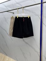 Kiton 2025春夏季新款男士西装短裤，最休闲恶时尚美学，饱满的线条感凸显出现代时尚美学的高度。原版裤型上身休闲百搭、随性慵懒范，高级定制面料，订制工艺 舒