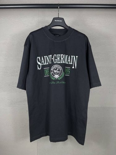 实拍图 顶级版本.官网品质 Balenci*Ga 巴黎.Ss24最新款 正面Logo艺术破坏拉裂印花短袖T恤.成衣水洗磨烂做旧.砖柜同步.第一时间正品研制 欢印