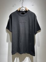 Miumiu 谬谬2025春夏新款男女同款短袖T恤 品牌最新设计元素 既不单调也不复杂,恰到好处的展现品味 客供顶级Logo刺绣设计 舒适吸汗透气根本不在话下,