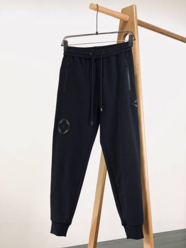 louisvuitton 路易威登 2025Fw春季新品 老花刺绣休闲裤 时尚系列 独特拼料设计 抽绳休闲裤 订纱开始订染和订纺 国内某大厂出口日本 和供应几大