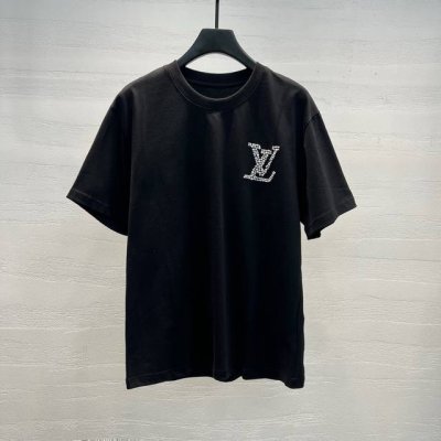 驴家 2025夏季新款短袖 走秀款 今年最新最条纹设计 非常洋气 独家定制原版面料 最新铆钉图案设计 垂感超好不易褶皱 不起球 透气舒适 细节走线完美无瑕疵 上