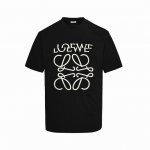 Loewe 罗意威 24Ss 错位刺绣Logo短袖 面料经过2次高温缩水固色 不变形不缩水不起球 -240G新疆长绒棉紧密双纱面料 不是滑溜溜一碰就碎的低级的手